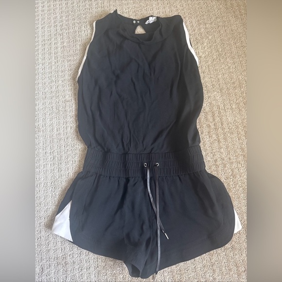 Helmut Lang Black Sleeveless Romper Drawstring Waist Keyhole Back Size 6 - Picture 2 of 14
